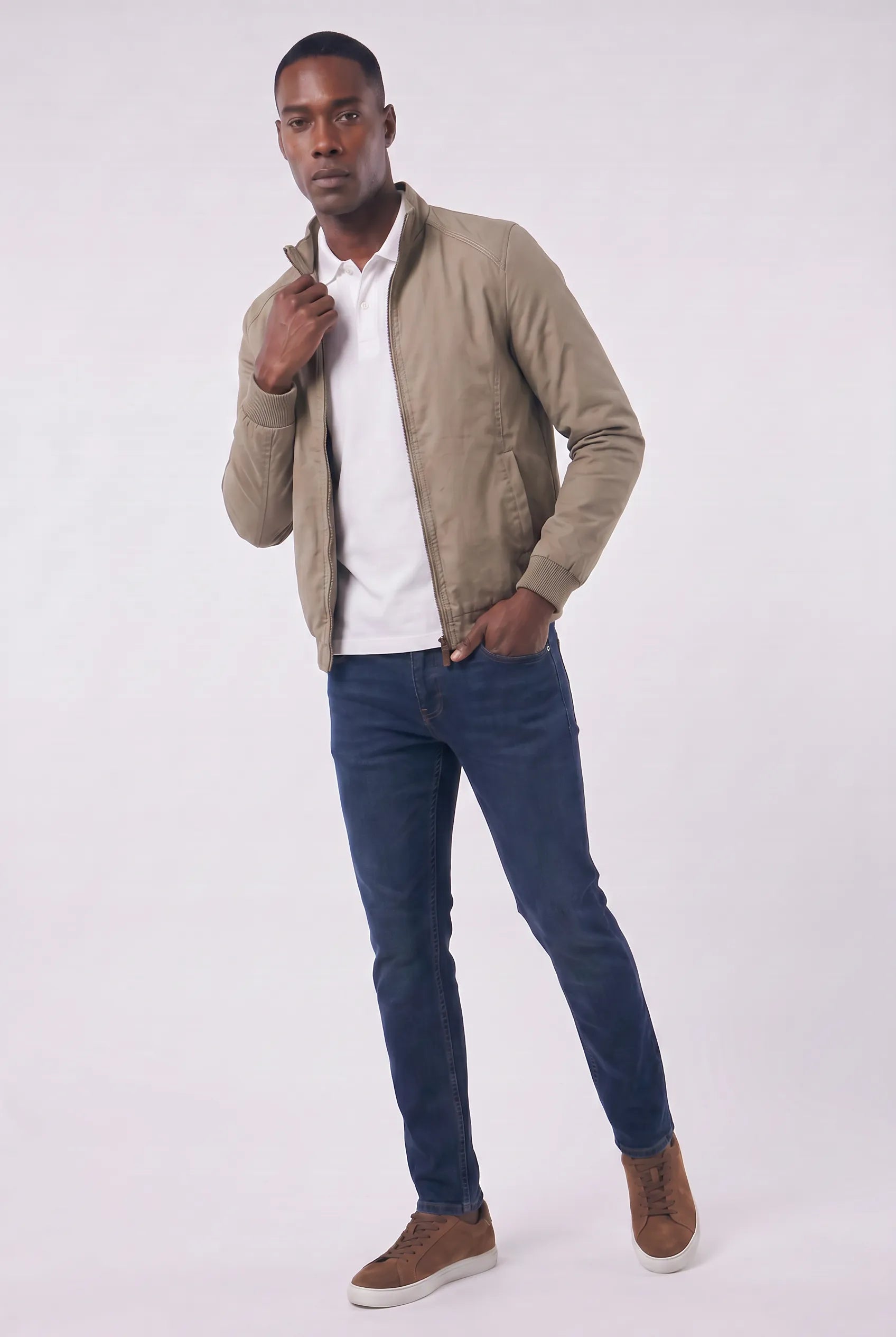 Jaqueta Masculina Bomber Atemporal com Gola Estruturada