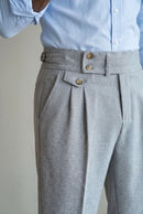 Calça Alfaiataria Masculina em Poliviscose Acetinada Cinza