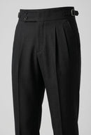 Calça Alfaiataria Masculina em Poliviscose Acetinada Preta