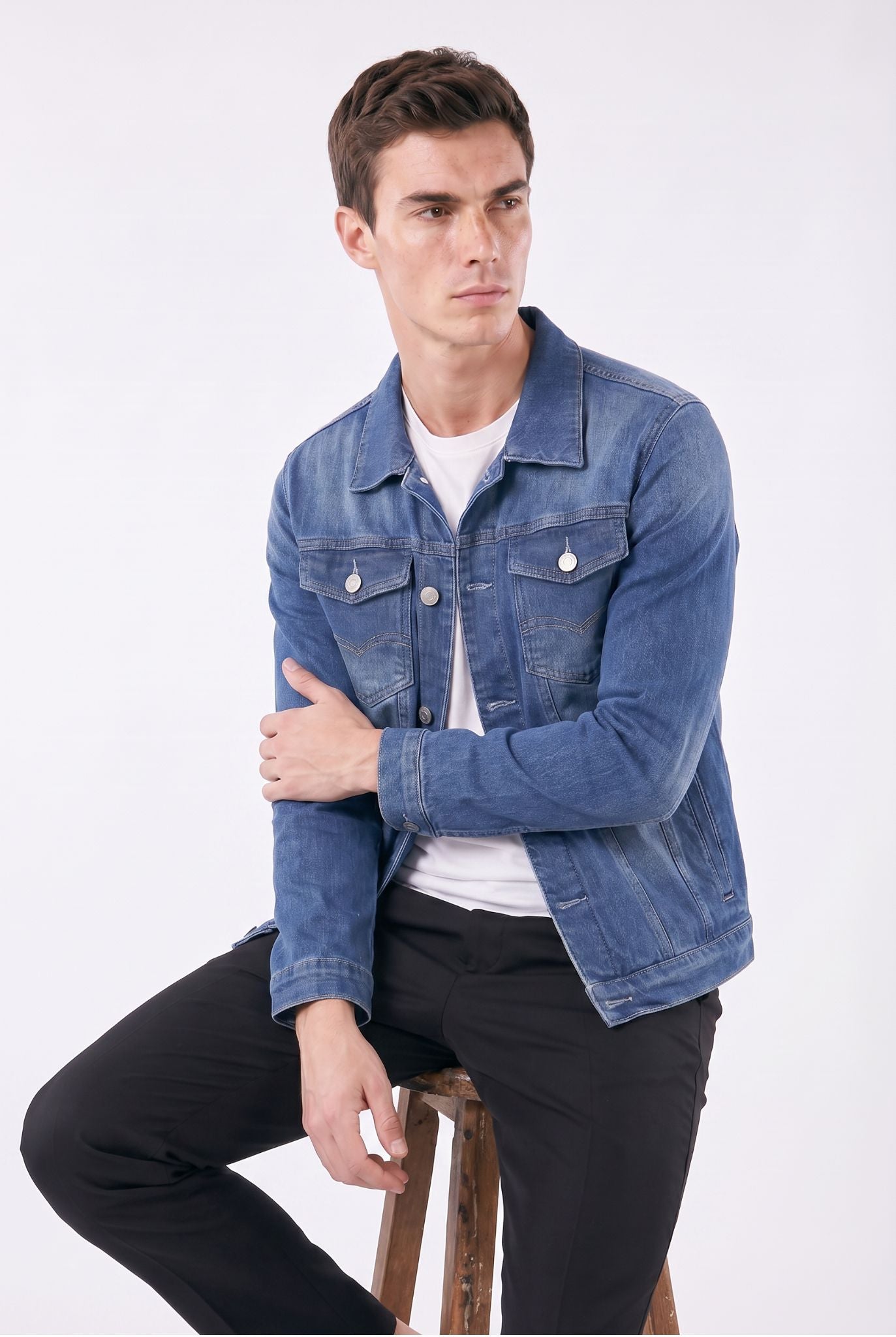 Jaqueta Jeans Masculina Trucker Acolchoada com Forro em Lã